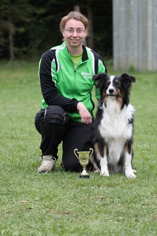 UN NOUVEAU DANS LA COURS DES GRANDS